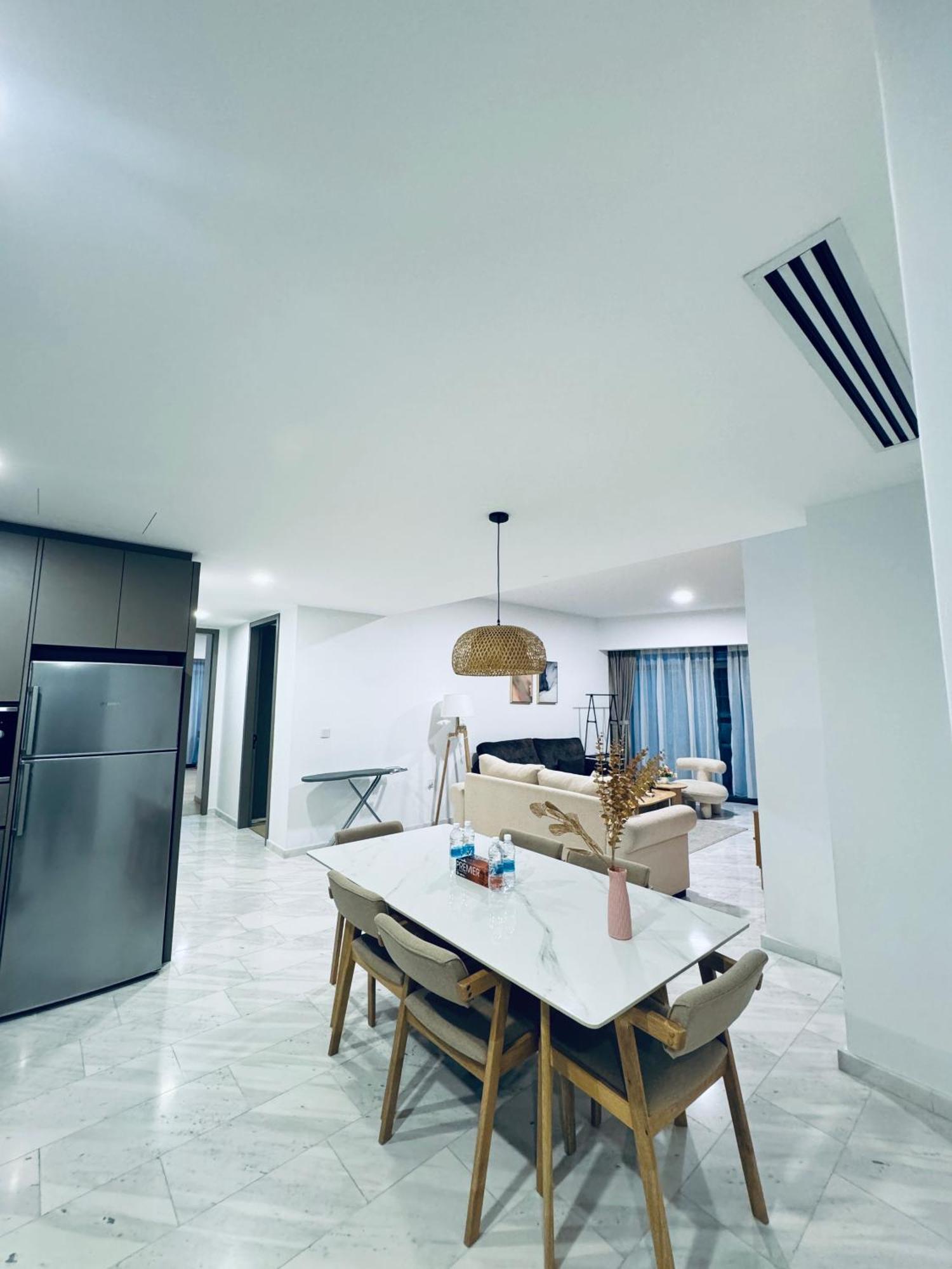 Eaton Service Apartment At Klcc Kuala Lumpur Extérieur photo